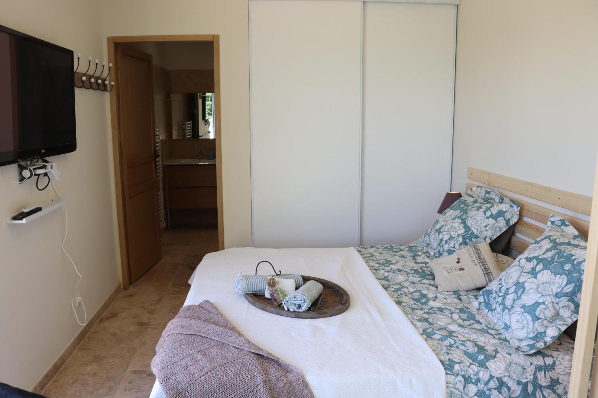 Terre Luberon Hotel Pertuis Ngoại thất bức ảnh